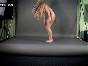 warm gymnast nude teenager