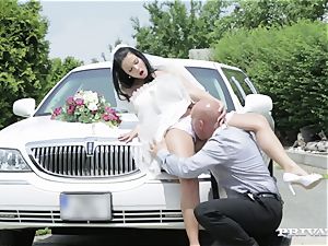 sloppy bride takes her chauffeur's rod before her wedding